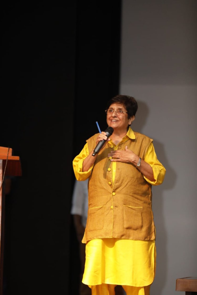 Happy birthday Kiran Bedi: आइए जानते हैं देश की पहली महिला आईपीएस के जीवन की कुछ खास बातें
