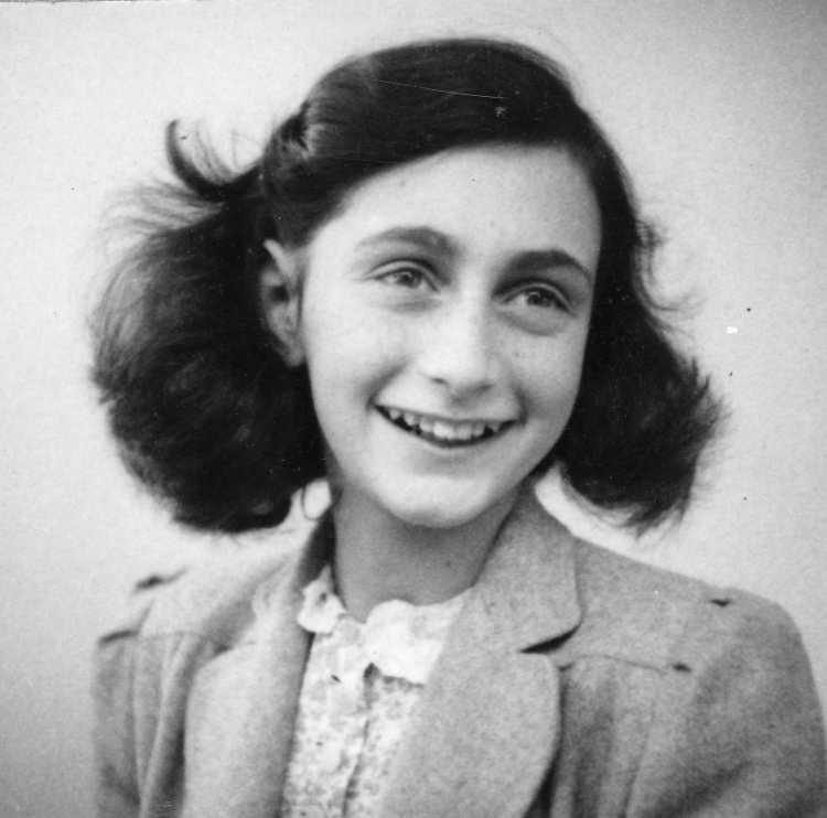 HBD Anne Frank: जानिए हिटलर के कंसंट्रेशन कैंप में मारी गई 15 साल की एनी ने क्या लिखा था अपनी डायरी में?