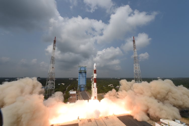 ISRO Satellite launch: इसरो ने एक साथ 9 सैटेलाइट किए लॉन्च, भूटान का भी एक सैटेलाइट रहा शामिल