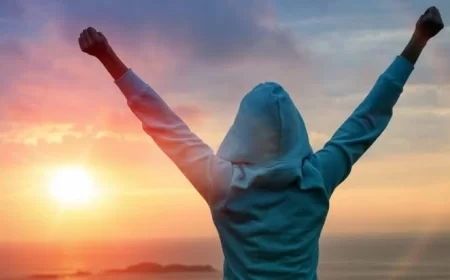 UPSC motivational poem in hindi: Motivational Poem in Hindi: कविताएं जो जगा देंगी आप में भरपूर जोश