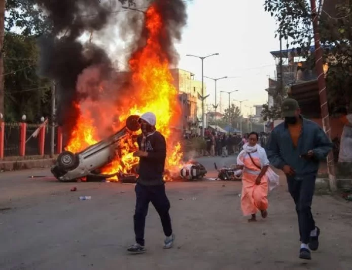 Manipur violence: 56 इंच का सीना कैसे करेगा मणिपुर हिंसा जैसे हालातों में  राष्ट्र एकीकरण ?
