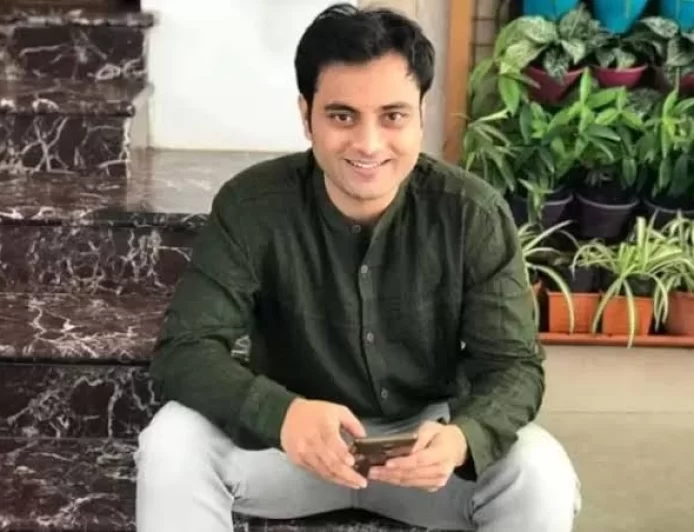 Punit Tiwari Discusses His Role in "Chacha Vidhayak Hain Humare" and Future Endeavors in an Exclusive Interview with Lokdoot