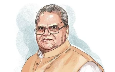 370 जिस दिन इतिहास बना, उसी दिन थम गई एक आवाज़: किसान पुत्र सत्यपाल मलिक की आखिरी सांस और एक बेचैन लोकतंत्र की कहानी