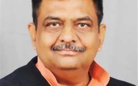 सदन में टकराव: संजय शर्मा–टीकाराम जूली आमने‑सामने, धक्का‑मुक्की में मंत्री की शर्ट फटी