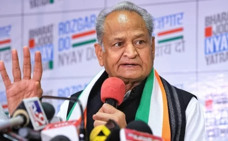 Rajasthan Politics: 'मैं CM था तब भी बेटे को आवास में नहीं रखा...', परिवारवाद के आरोपों पर अशोक गहलोत का करारा जवाब