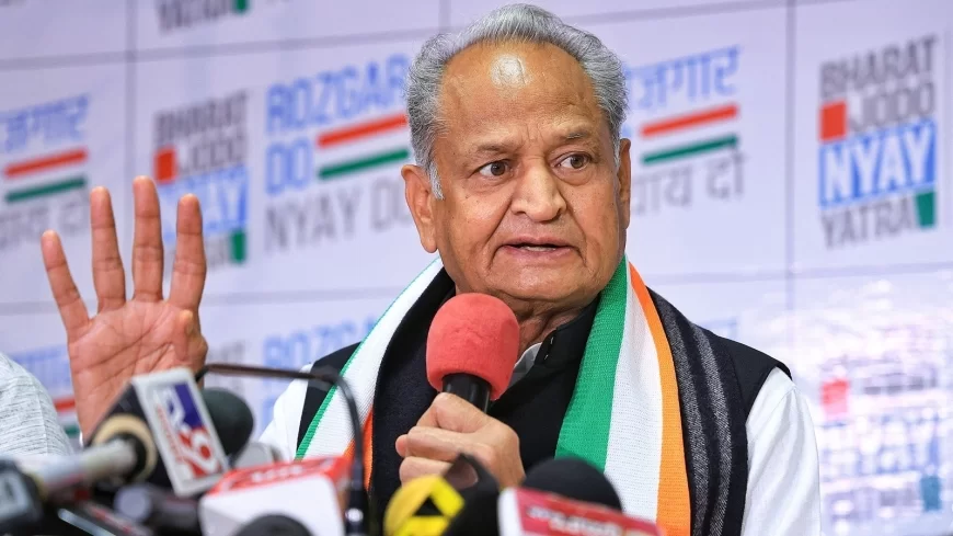 Rajasthan Politics: 'मैं CM था तब भी बेटे को आवास में नहीं रखा...', परिवारवाद के आरोपों पर अशोक गहलोत का करारा जवाब