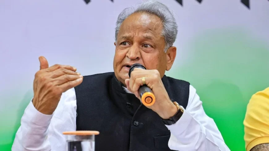Rajasthan News: 'पेपर लीक में केवल राजस्थान को किया गया बदनाम', पूर्व सीएम अशोक गहलोत का बड़ा बयान, उठाई ये 4 प्रमुख मांगें