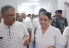Rajasthan News: चिकित्सा मंत्री गजेंद्र सिंह खींवसर के पैर पकड़ रोने लगी महिला नर्सिंगकर्मी, बोली- 'सर मेरा ट्रांसफर कर दीजिए'