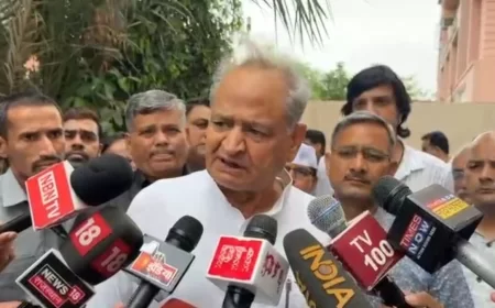 Rajasthan News:"लोकतंत्र खत्म कर 50 साल राज करना चाहती है BJP": अशोक गहलोत का तीखा हमला, दिया 'NDA हटाओ, लोकतंत्र बचाओ' का नारा