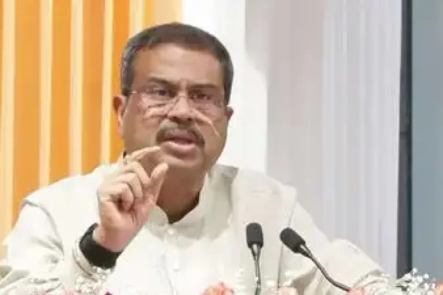 Dharmendra Pradhan resigns: भारी छात्र विरोध के बीच शिक्षा मंत्री धर्मेंद्र प्रधान का इस्तीफा, पीएम मोदी को भेजा पत्र