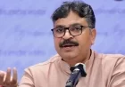'5 ही जगह Gen अल्फा ने किया प्रदर्शन तो पसीने आ गए!' स्कूलों में वीडियो पर लगे बैन पर बोले टीकाराम जूली