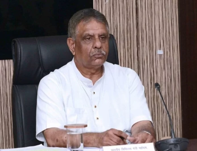 स्वास्थ्य विभाग में मंत्री और नौकरशाही के बीच टकराव: तबादलों पर अमल न होने से नाराज मंत्री ने दिखाई सख्ती