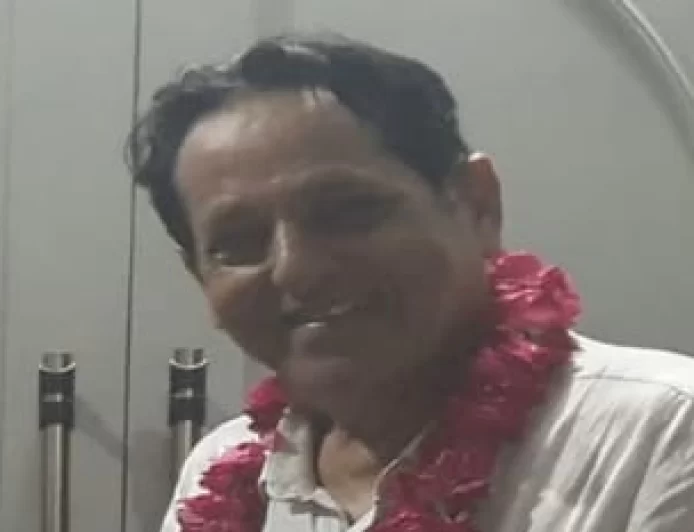 एक ही नेता को बीजेपी और कांग्रेस ने बना दिया उम्मीदवार, दोनों पार्टी में लगाया था 'जुगाड़'