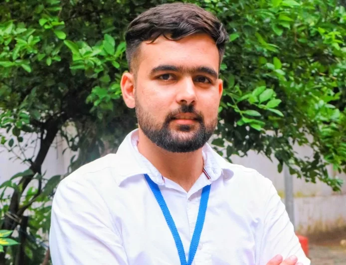 Deepanshu Shokeen DUSU: गाड़ियों और करोड़ों के बजट को नंगे पैरों से रौंदकर कैसे इतिहास बन गए दीपांशु शौकीन? जानिए हितेश गुलिया और ग्राउंड नेटवर्क का वो इनसाइड गेम